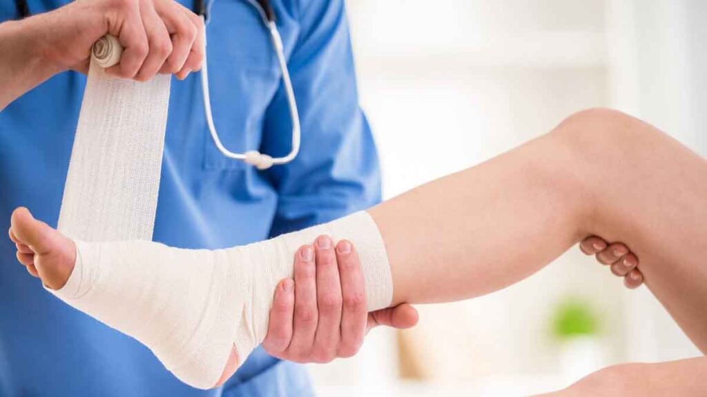 orthopaedic surgery in Swastik Hospital Jaipur